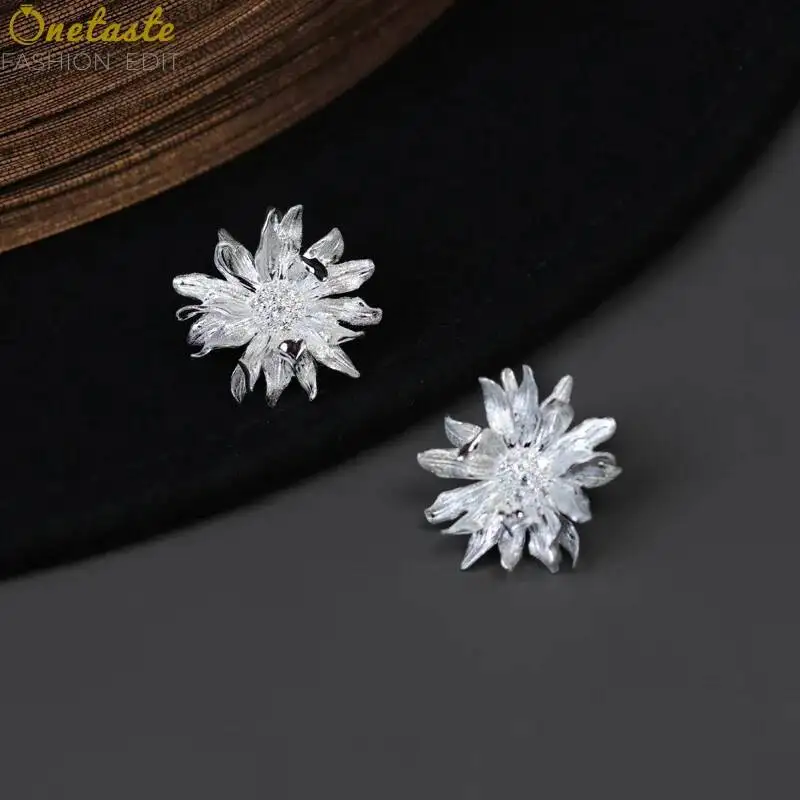 Cubic Zirconia Daisy Flower Big Stud Earrings For Women Delicate Trendy Sparkle Statement Earring With 925 Sterling Silver Posts