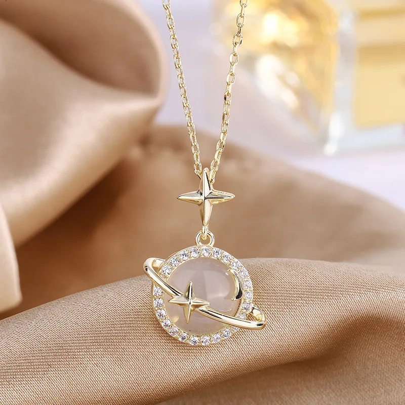 

Fashion Design Sense Star Zircon Necklace Korean Temperament Cold Wind Simple Star Chalcedony Clavicle Chain Necklace for Women