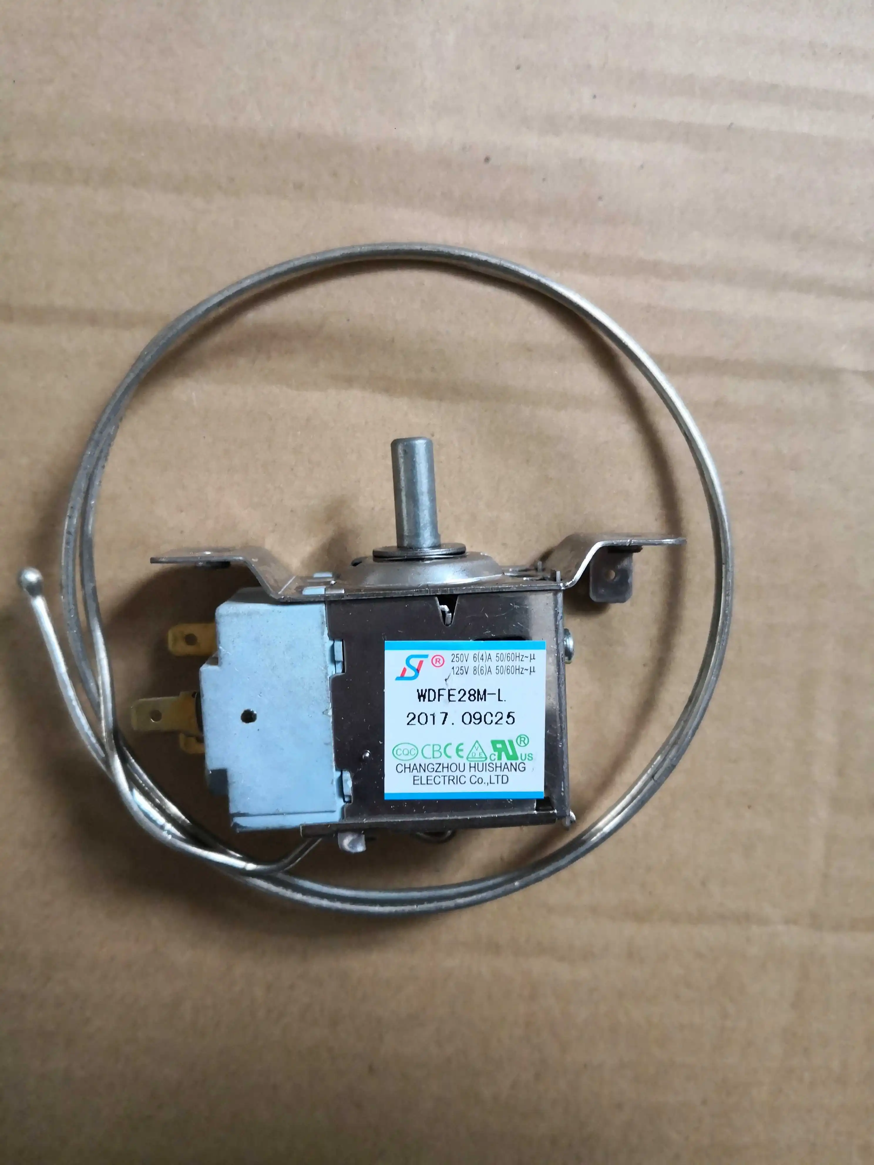 

Brand new XF refrigerator original thermostat WDFE28M-L