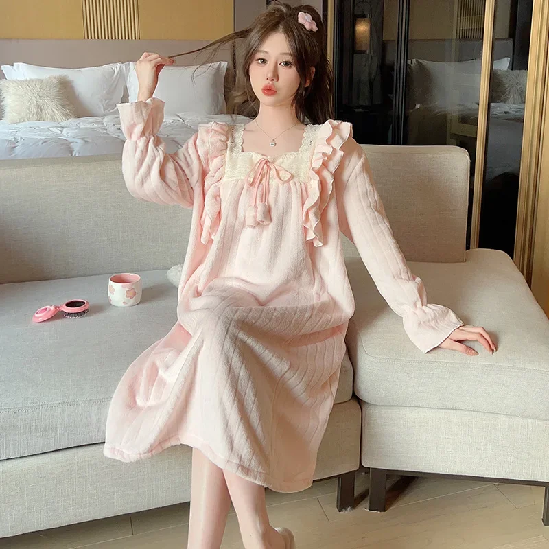 Winter Warm Sleepwear Princess Style Women\'s Flannel Nightgown Homewear Soft Coral Velvet Court Pajama Solid Loose Sleep Dress