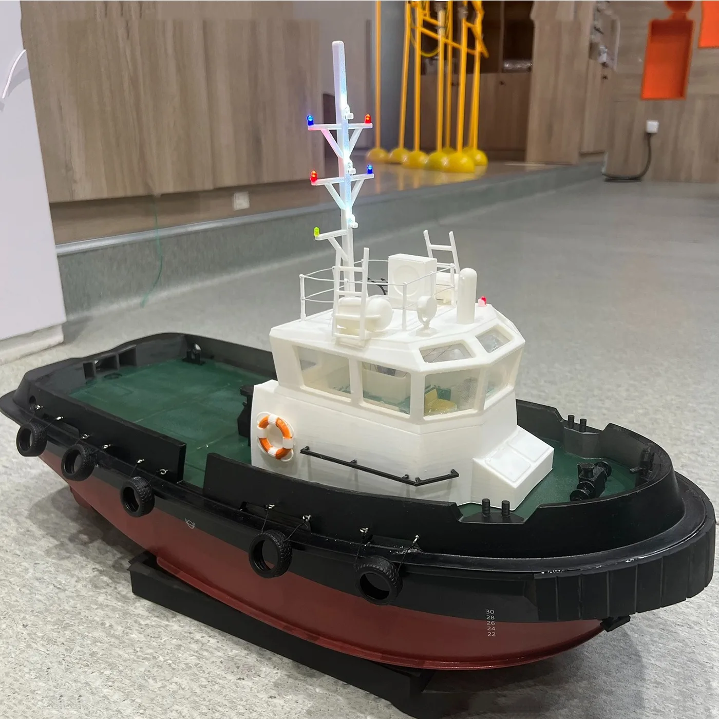 

1/30 RC Лодка 50 см Двойной бесщеточный моторный привод Damen 1907 Лодка с дистанционным управлением с использованием жесткого материала Печать RC Лодка Модель RTR Игрушка для мальчика