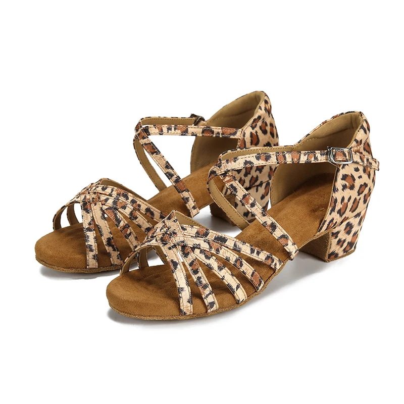 

Wedopus Girls Latin Shoes Low Heel Latino Salsa Modern Ballroom Shoes Tango Salsa Rumba Latin Dance Shoes Sandals 3.5CM