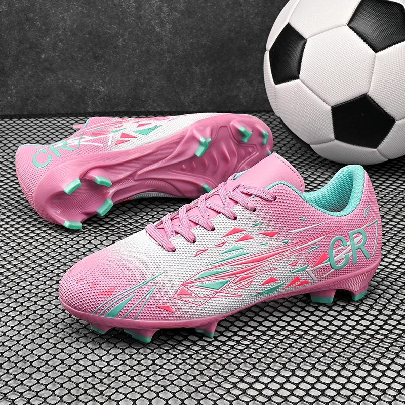 أحذية كرة القدم للرجال 2025 أحذية رياضية جديدة مضادة للانزلاق مقاومة للاهتراء منخفضة القطع كاجوال FG للبالغين أحذية رياضية سريعة لكرة القدم للمراهقين