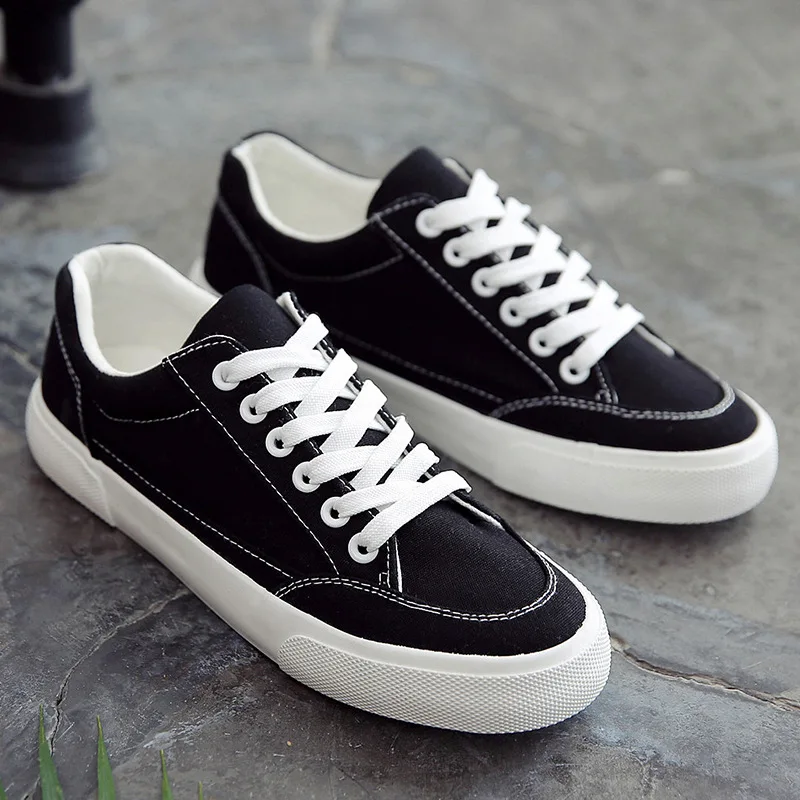 2024 New Men's Canvas Shoes Fashion Basic Men Vulcanized Shoes Leather Lace Up Soft Bottom Comfortable Male Casual Sneakers Hot