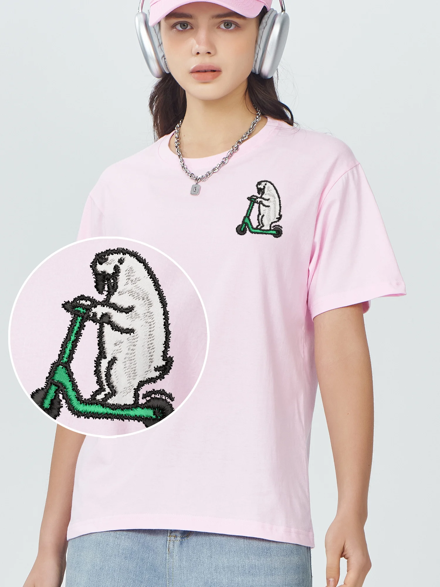 Riding Scooter Sea Lion Embroidered T Shirts Luxury Designer Breathable Cotton Comfort Classic Embroidery Camiseta Unisex Tops
