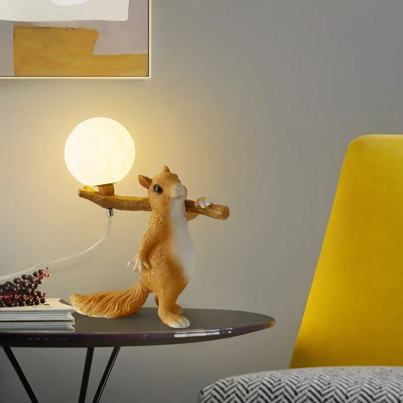 Bedside Lamp Table Lamp Children Desk Lamps Nordic Modern Creative for Living Room Bedroom Cute Decoration Squirrel Cartoon LED