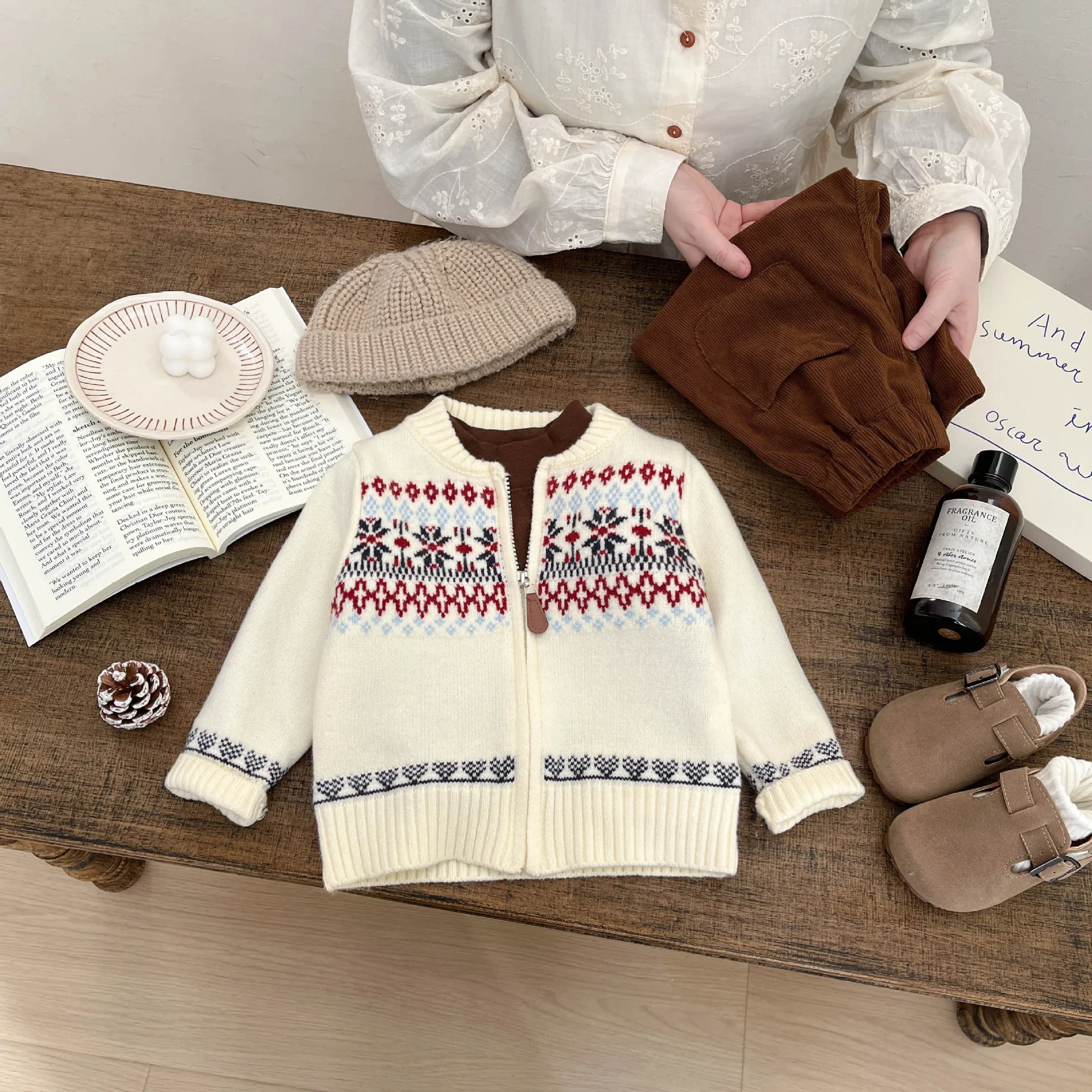 

2026 Spring New Children Long Sleeve Sweater Coat Girls Vintage Knitted Cardigan Boys Fashion Casual Knit Jacket Kids Clothes