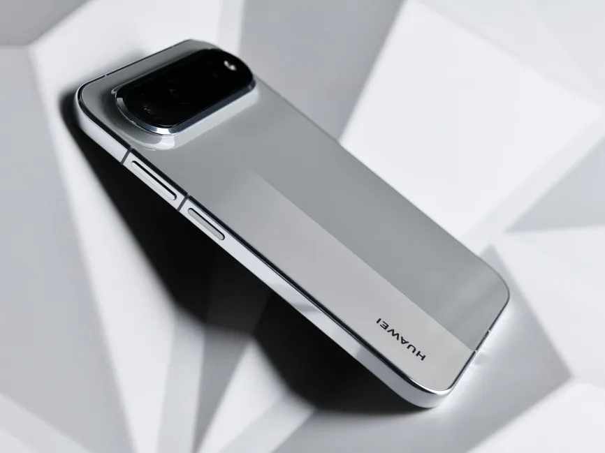 Original Huawei Pura X View Mobile Phone 6.39" OLED Display Kirin 9030S HarmonyOS 7.0 Camera 200MP Battery 7000mAh Smartphone - view 6
