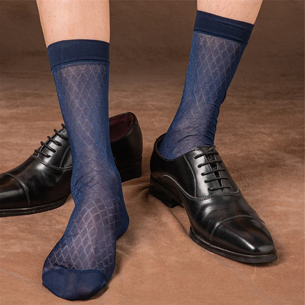 Mens Sexy Grid Plaid See-Through Sheer Stockings Business Formal Dress Tube Socks Ultra-thin Short Japanese Smooth Men's Socks