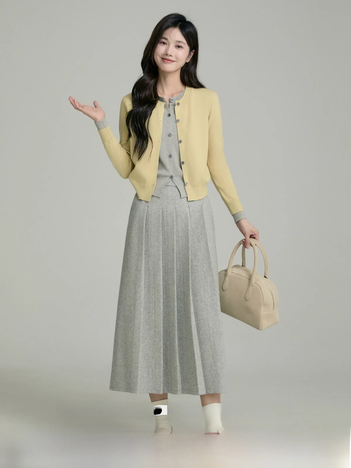 

Женская юбка миди А-силуэта с высокой талией, уникальная красивая плиссированная юбка для повседневной носки, простая и элегантная, из смесового материала