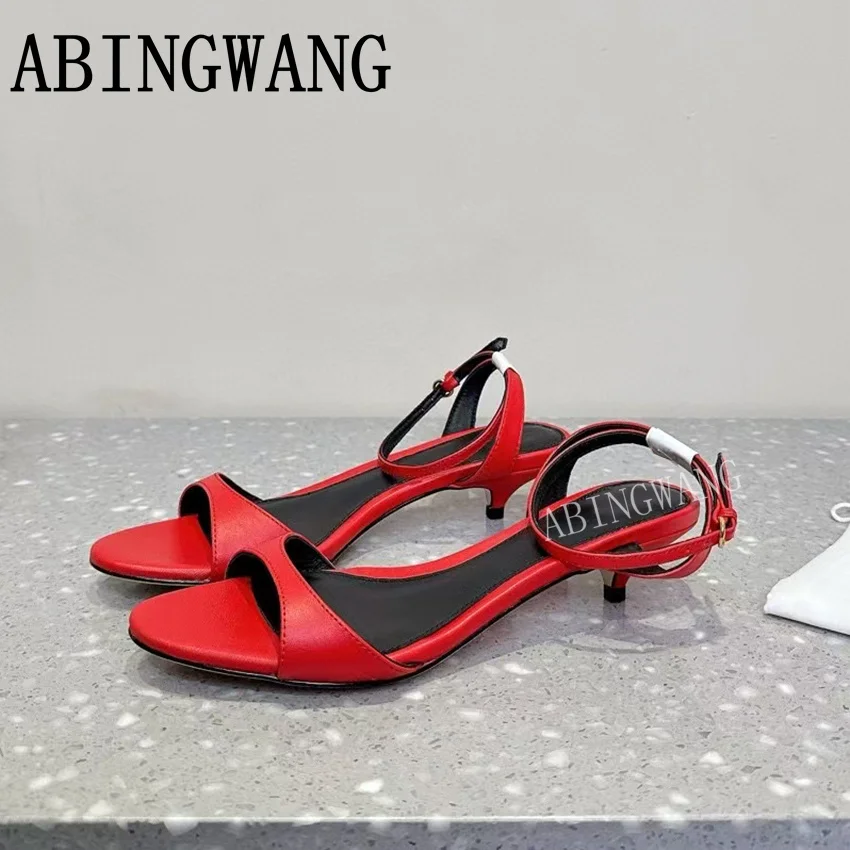 

2025 Summer New Women Sandals Kitten Heel Peep Toe Leather Buckle Strap Sandals Summer Ladies Mules Runway Shoes Woman Mujer