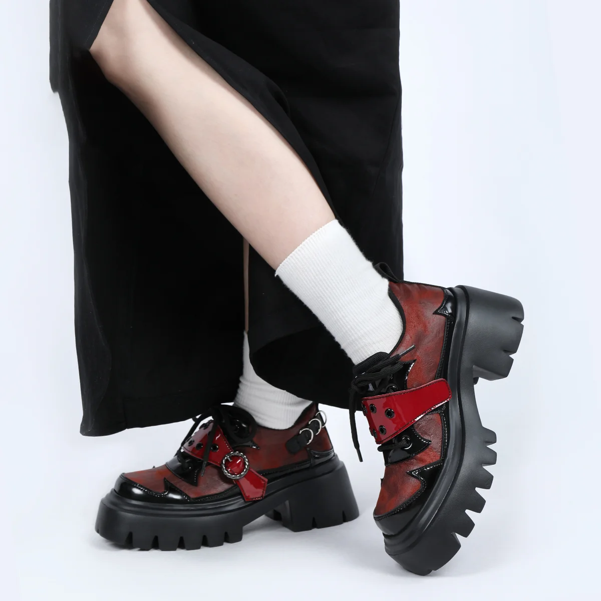 Shaduoya-Nische Punk Goth Rock Stil Plattform Damenschuhe Mode Booster y2k