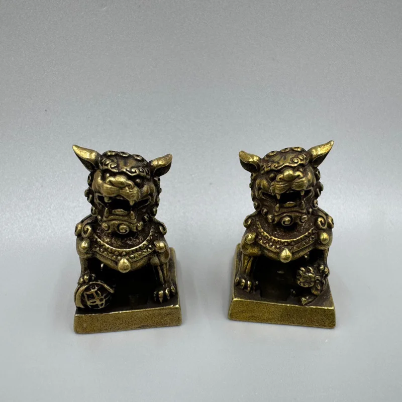 

Brass Lion Seal Pair Antique Style Desktop Ornaments Calligraphy Paperweight Decorative Gifts