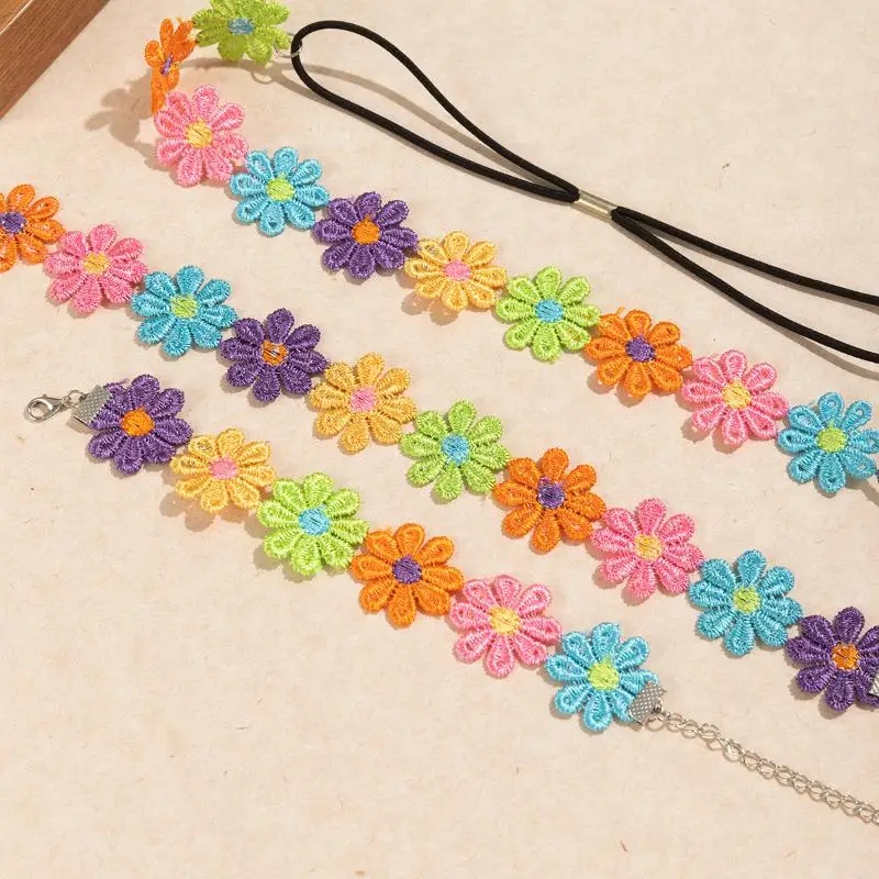 Buntes Häkelblumen-Stirnband, niedliches Design, bequeme Passform für Sommerausflüge, Musikfestivals und den täglichen Gebrauch. – Detail 6