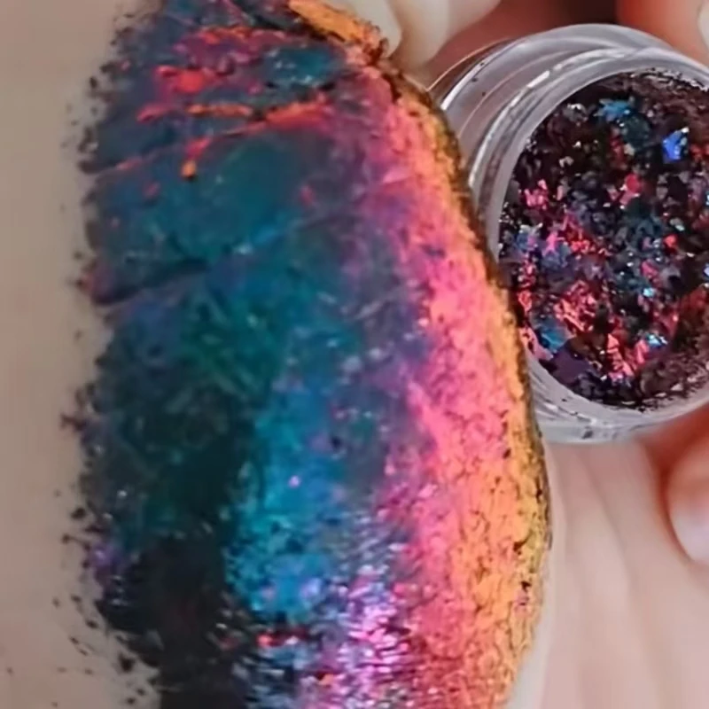 Sombra preta e vermelha piscando maquiagem para os olhos cosméticos corporais adequados para festival de música feminino