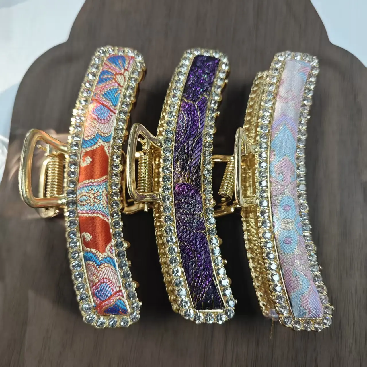 

Новые аксессуары для волос в китайском стиле: женская заколка-зажим с нерегулярным узором из страз, винтажная восточная шпилька