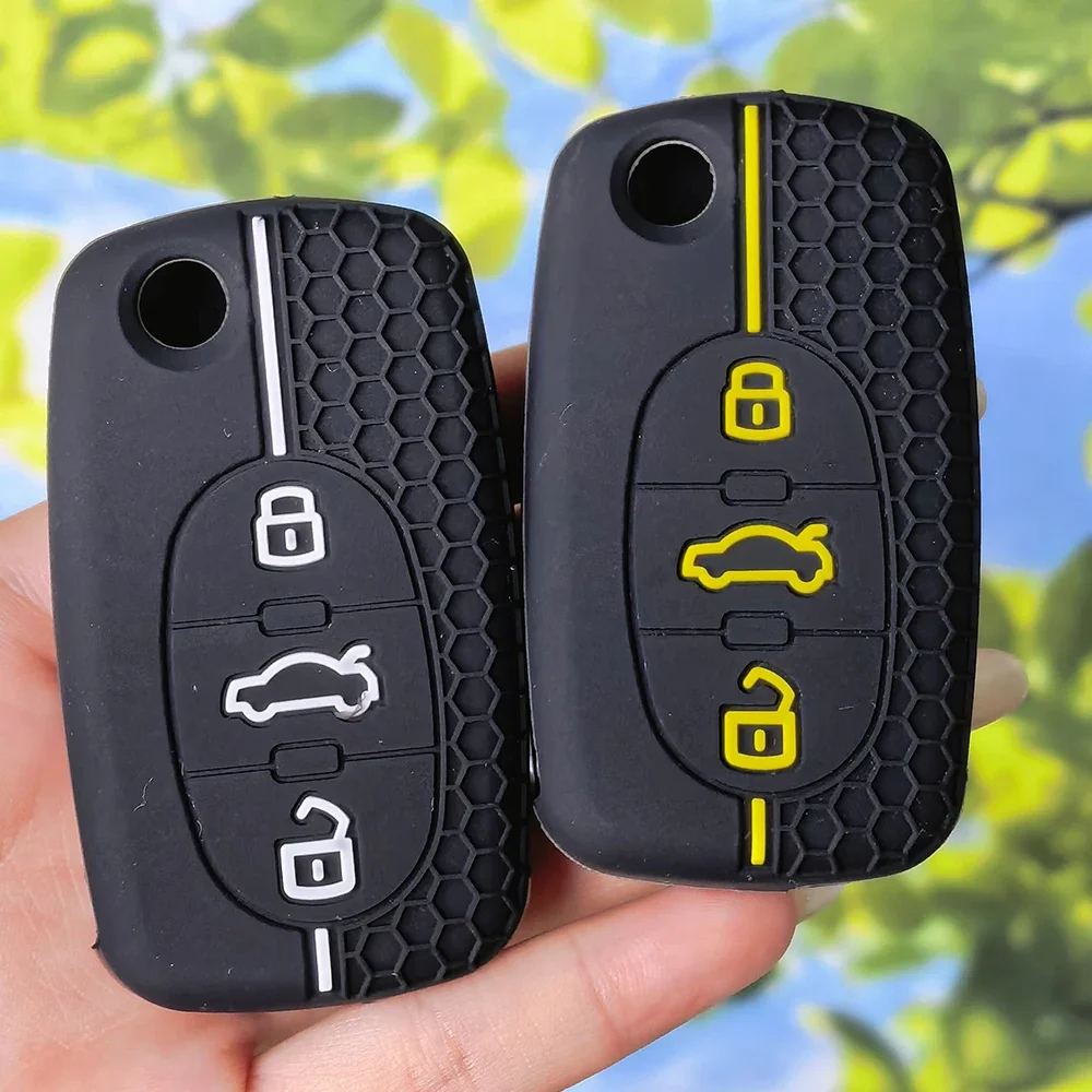 Honeycomb Texture Silicone Car Key Case for Audi A2 A3 S3 A4 S4 A6 S6 RS6 A8 TT 3‑Button Folding Remote, Anti‑Wear Fob Protector