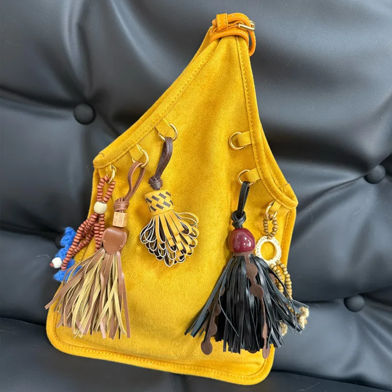 

Suede Doll Pendant Bag 2025 New Niche Design Top-layer Sheepskin Fleece Fringed Tassel Vintage Women's Fashion Handbag