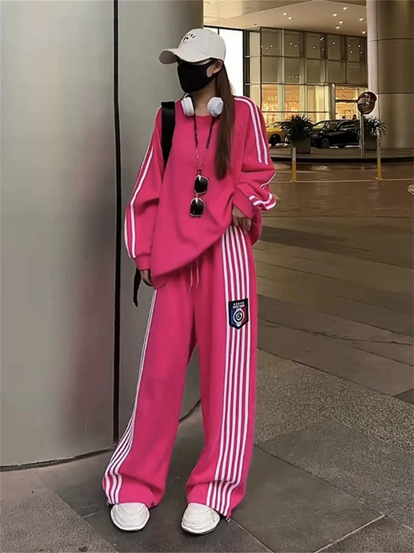 

Faionable Street Sle, женская весенне-осенняя свободная утягивающая толстовка из чистого хлопка, широкие брюки, повседневный комплект из двух предметов для...