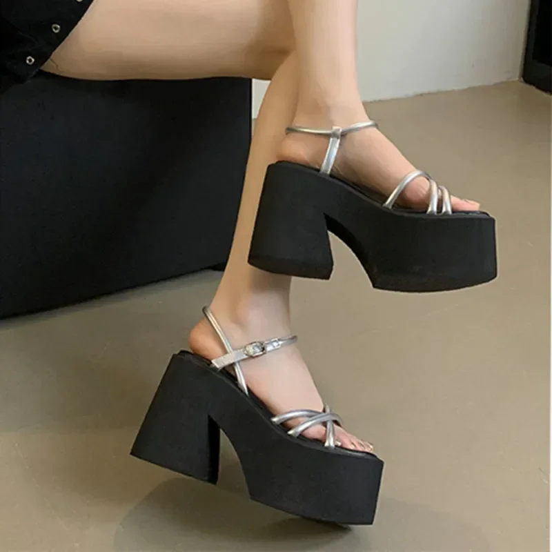 الفاخرة المفتوحة تو كعب سميك صنادل أرضية المرأة الصيف مثير الكاحل Strappy تصميم إسفين صندل مكتنزة للنساء سوبر الكعوب