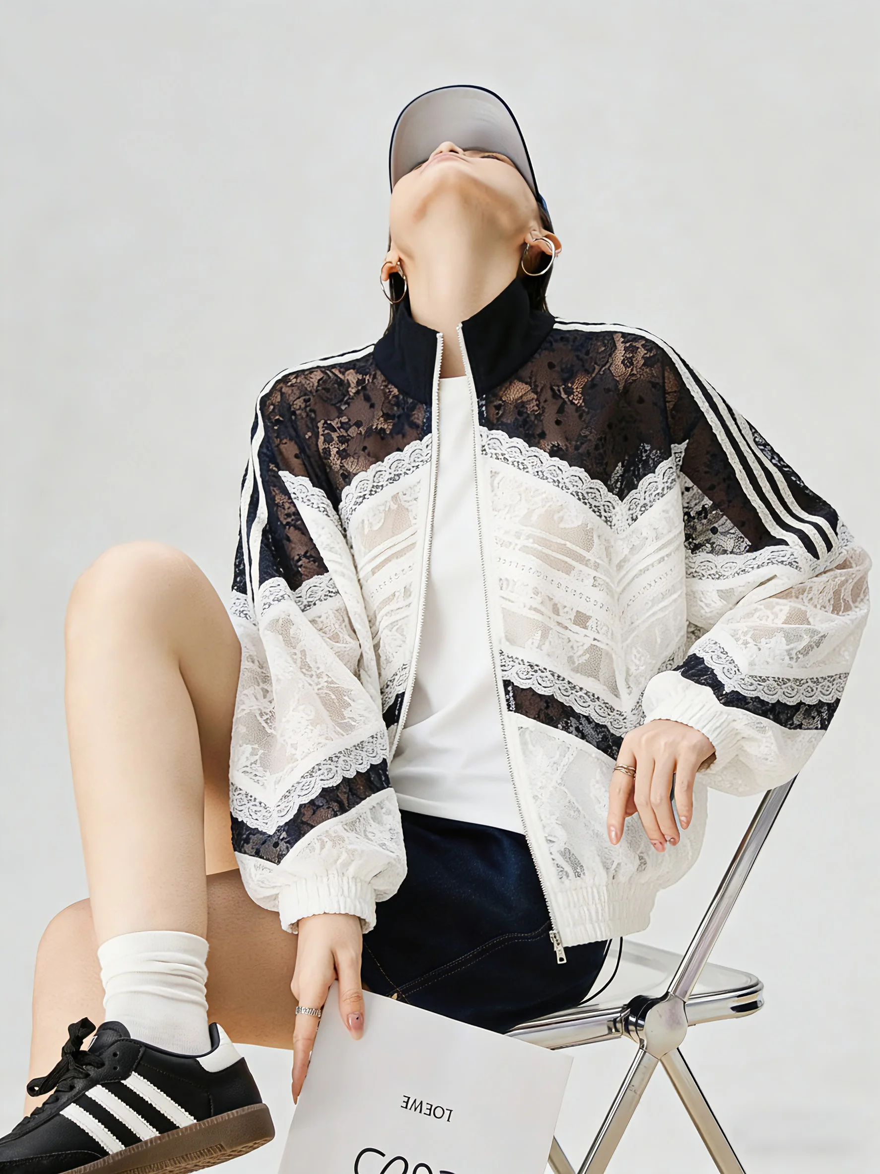 

Черно-белое контрастное кружевное тонкое пальто с вышивкой, весна 2026, новая женская роскошная укороченная верхняя одежда