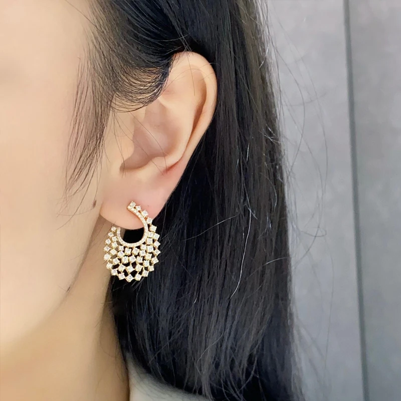 Kazuo Echte Mode-sieraden 18K Puur Geel Goud Echte Natuurlijke Diamanten Luxe Stijl Stud Earring Party Fijne Sieraden Hot Verkoop