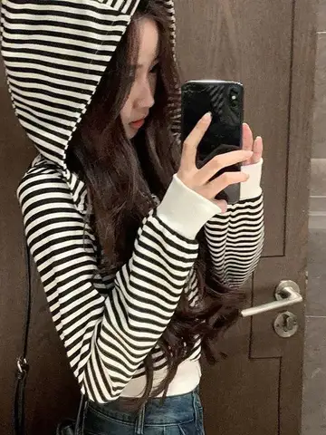 Chaqueta De Rayas De Demonio Pequeño Para Mujer Corte Suelto Corto Estilo Coreano Con Capucha Y Cremallera Abrigo De Primaver...
