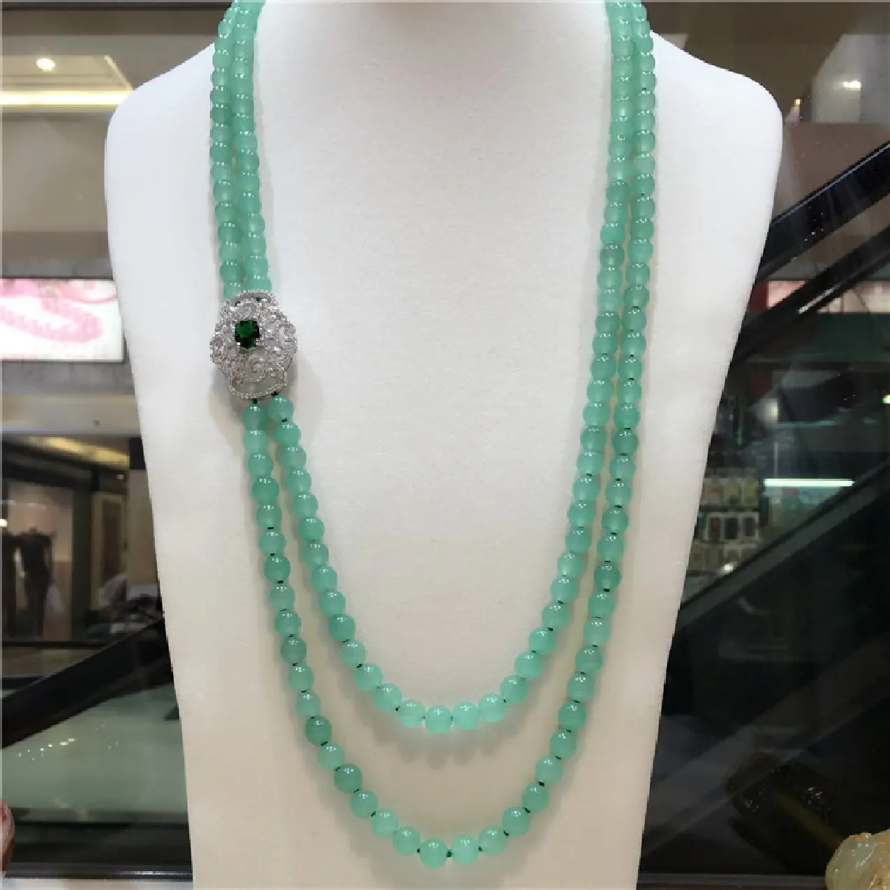 

hot sell natural dongling green stone beads multilayer micro inlay zircon clasp long necklace sweater chain fashion jewelry