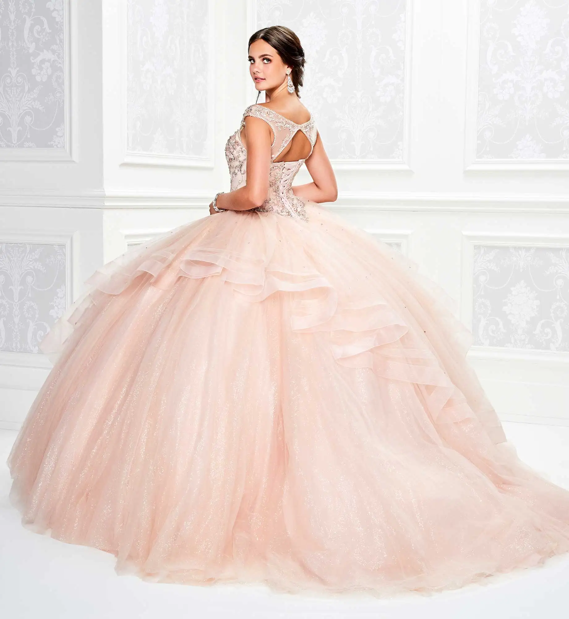 Sky Blue Quinceanera Dresses Ball Gown Cap Sleeves Tulle Beaded Puffy Mexican Sweet 16 Dresses Charro 15 Anos Customized