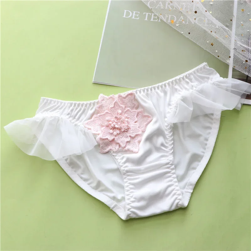 Cute lace flower girl lingerie underpants heart sweet loli small chest gathered bralette sexy steel ring lingerie with briefs