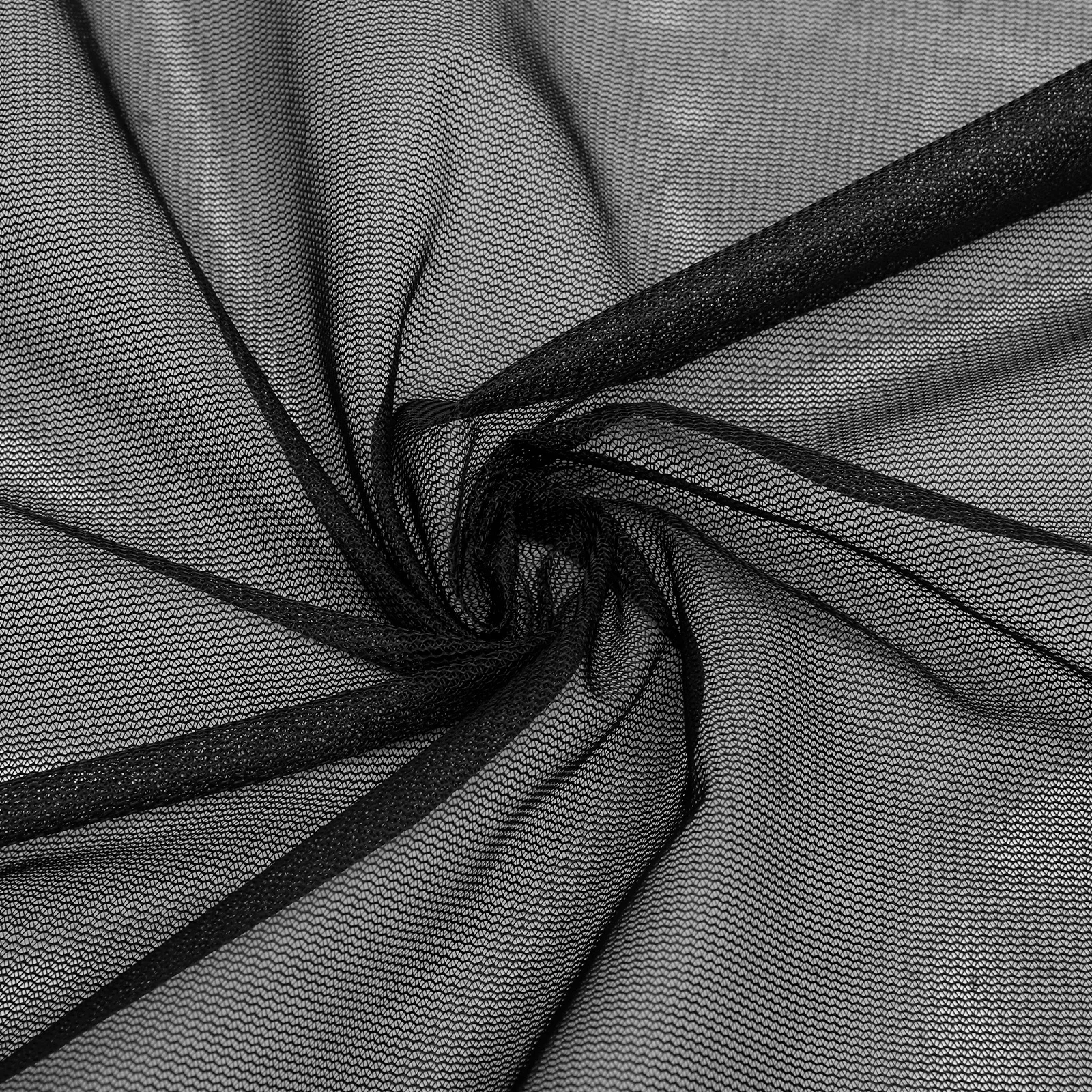 

Heavy Duty Rain Cover Fine Mesh Waterproof Outdoor Water Tank Protector with Drawstring for Garden Rainwater Collection