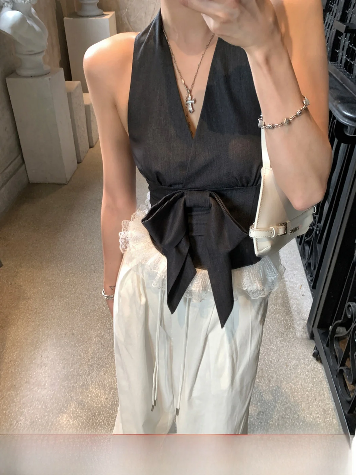 

GV Big Brother Miu Sle Lace Knot Bal Svel Top High nce Commuting irt Women's Summer Faion