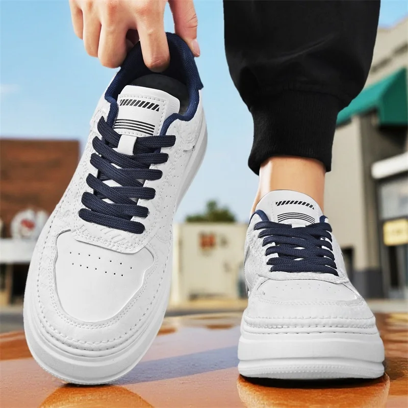 

Men's Retro Casual Leather Shoes Spring Waterproof Non-Slip Workwear Black Sports Increased Height Flat Shoes Comfortable