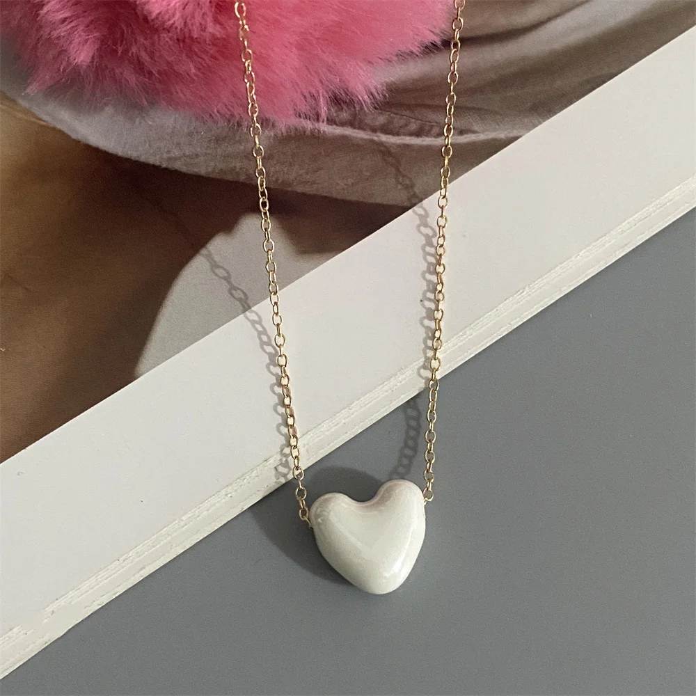 LLL, 1 unidad, gargantilla de corazón de amor a la moda, collar de regalo de varios colores, cadena de eslabones de Color dorado, joyería para el cuello