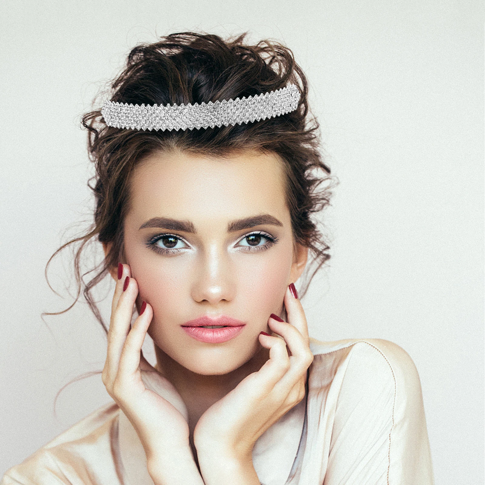 

Wedding Bridal Rhinestone Hair Barrettes Alloy Crystal Decorated Elegant Hairband For Party Engagement Ladies 41Cm Silver
