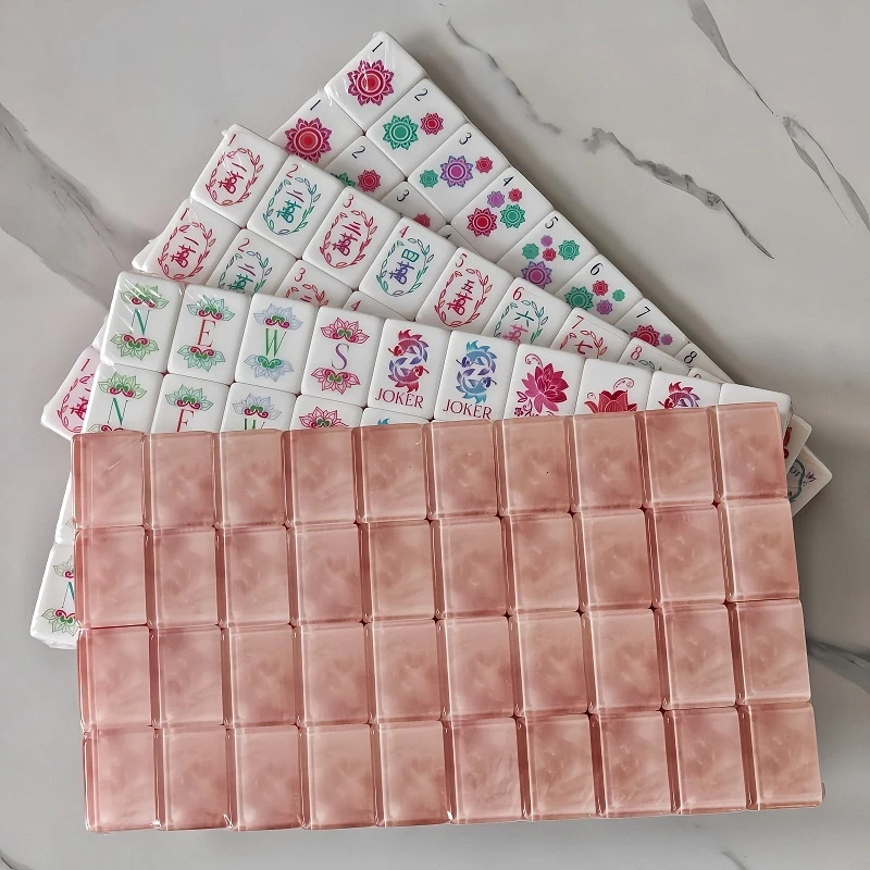 

Luxury Acrylic American Mahjong Set 160 Tiles Portable Mah Jongg Game for Gathering Party Leisure Perfect Festival Surprise Gift