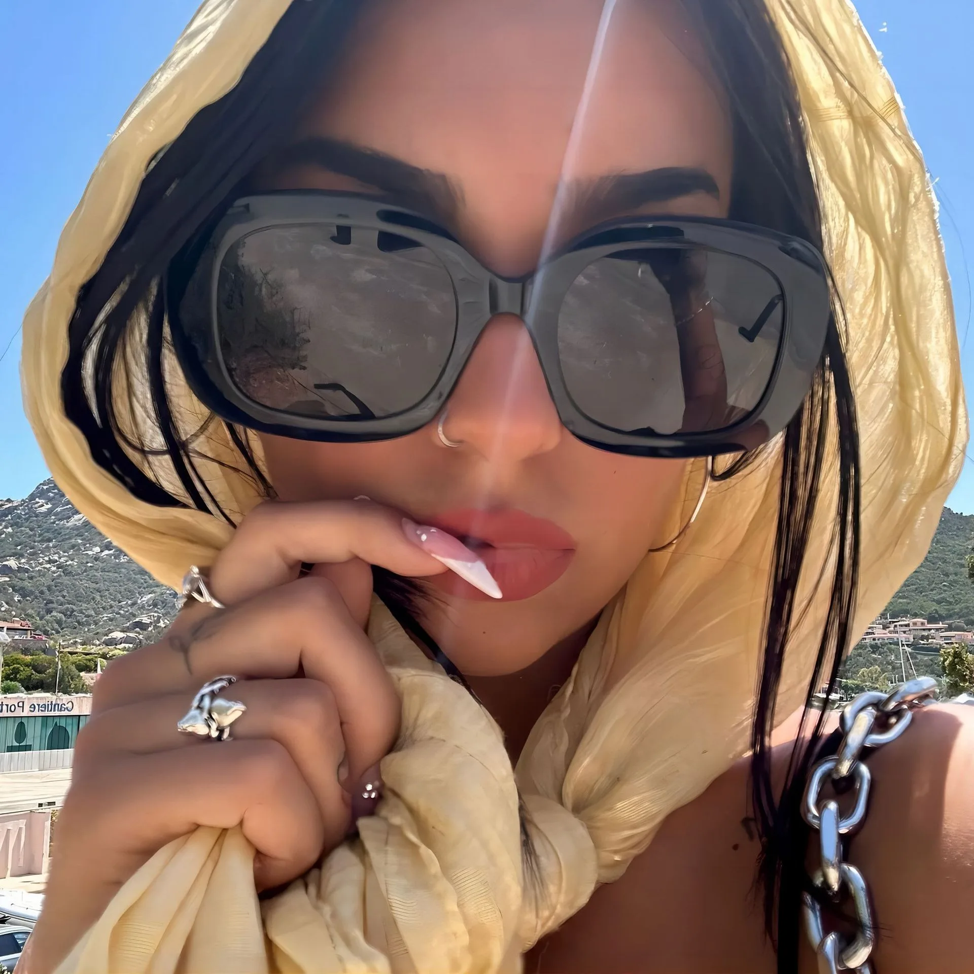 Vintage Trend Square Sunglasses Women Men Retro Fashion Luxury Sun Glasses Daily Go Out Shades Lady Man UV400 Protective Glasses