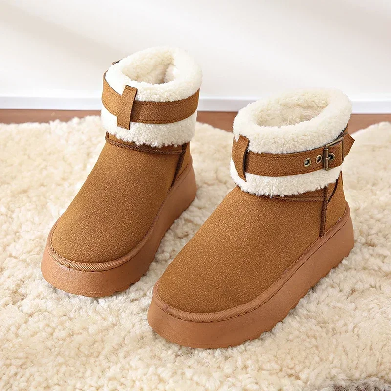 Thick Bottom Women's Fleece-lined Winter Boots Cotton Warm Shoes Integrated Leather Outerwear New 2024 Style Snow Boots