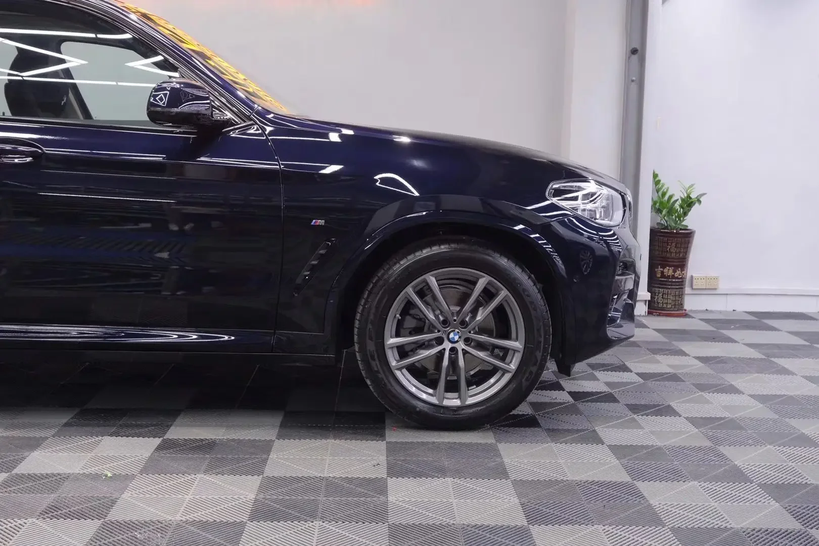 zz Pellicola vinilica lucida metallizzata blu scuro per auto