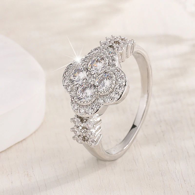 

Classic 18k White Gold Plated Diamond Ring For Women S925 Silver Plated Engagement Wedding Four-Leaf Fine Jewelry