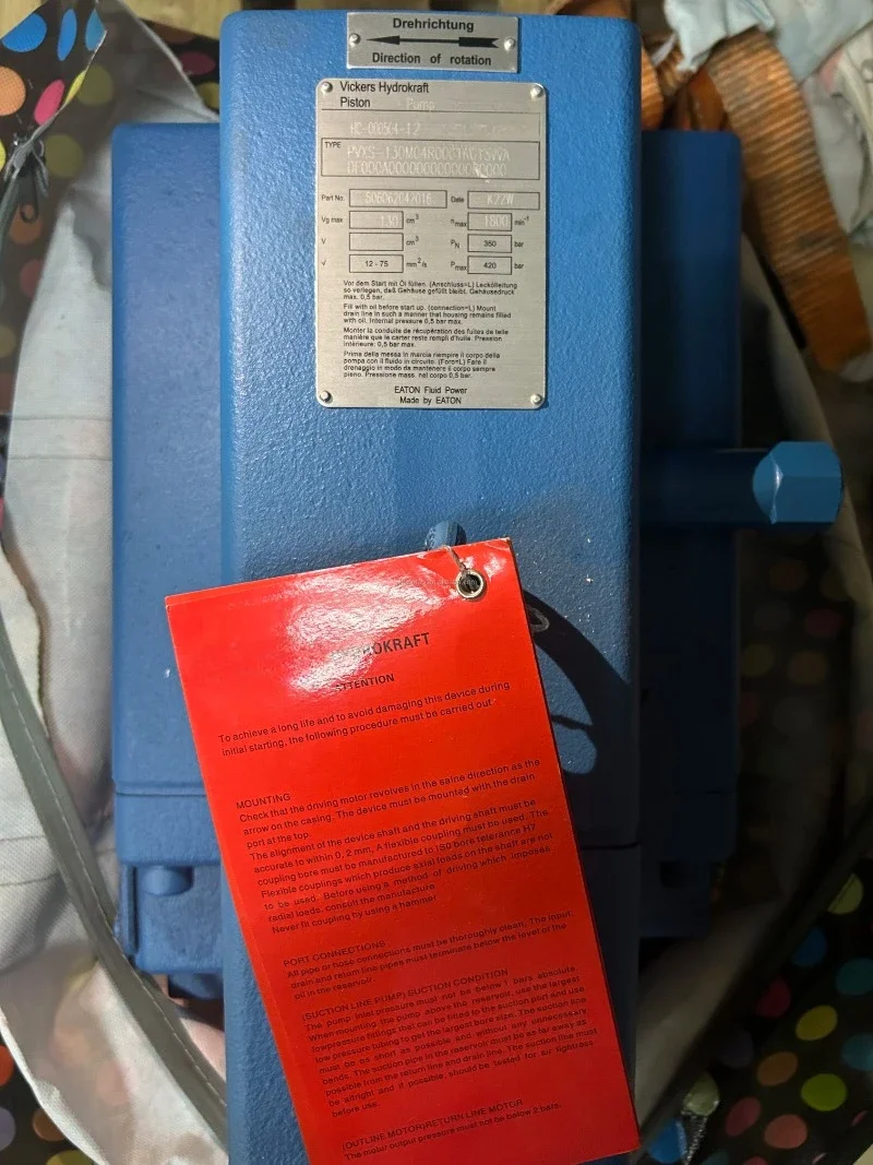 مضخة المكبس الهيدروليكي إيتون PVXS-130M04R0001R01SWA