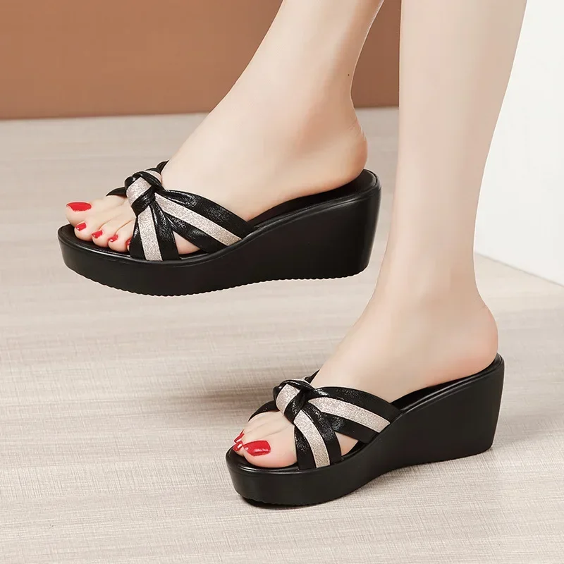 Big Size 32-43 Platform Slippers Women Summer Shoes 2024 Fashion Stipe Open Head Medium Heel Wedges Slides Ladies Beach Slipper