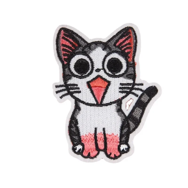 30pcs/Lot Luxury Anime Embroidery Patch Cute Kitten Cat Pink Paw Big Eye Shirt Bag Clothing Decoration Accessory Craft Applique