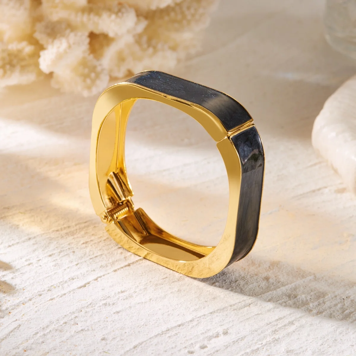 Vintage schlichte schwarz-weiße Emaille-Armreifen in ovaler und quadratischer Form für Damen und Herren, modische geometrische Metall-Armreifen, Alltags-Punk-Schmuck – Detail 15