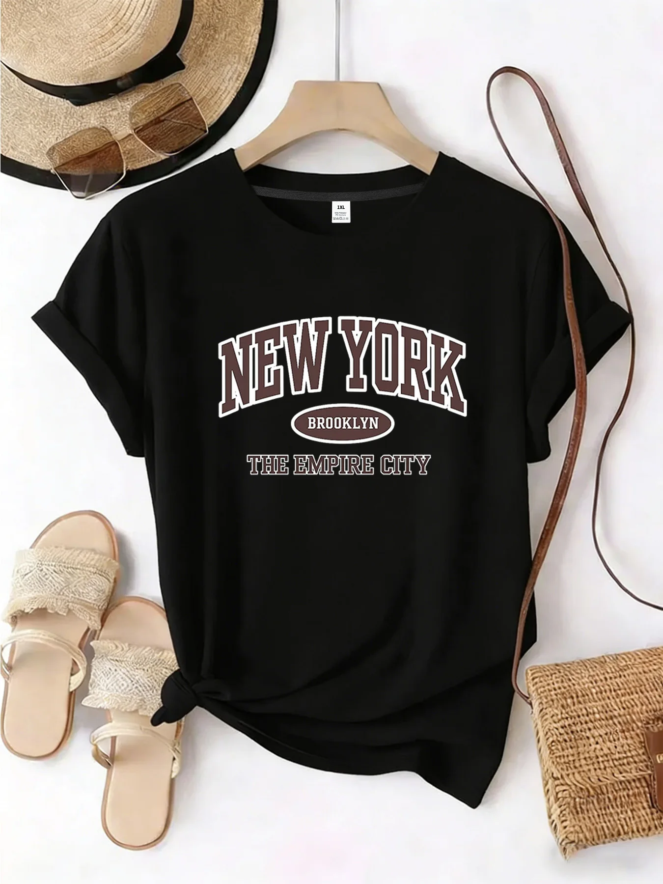 

【YJ00065】Женская футболка больших размеров с круглым вырезом, короткими рукавами, эластичными полурукавами и модными принтами.