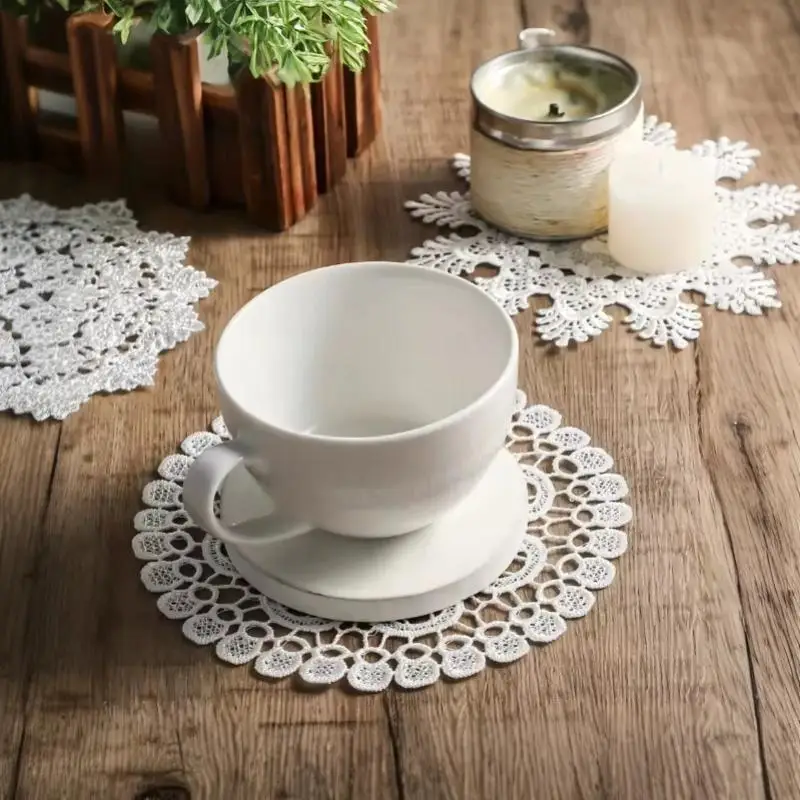 1Pc Retro Hollow Floral Lace Doily Cup Coaster Soft Cotton Crochet Round Table Mat Wedding Bridal Shower Table Centerpiece Deco