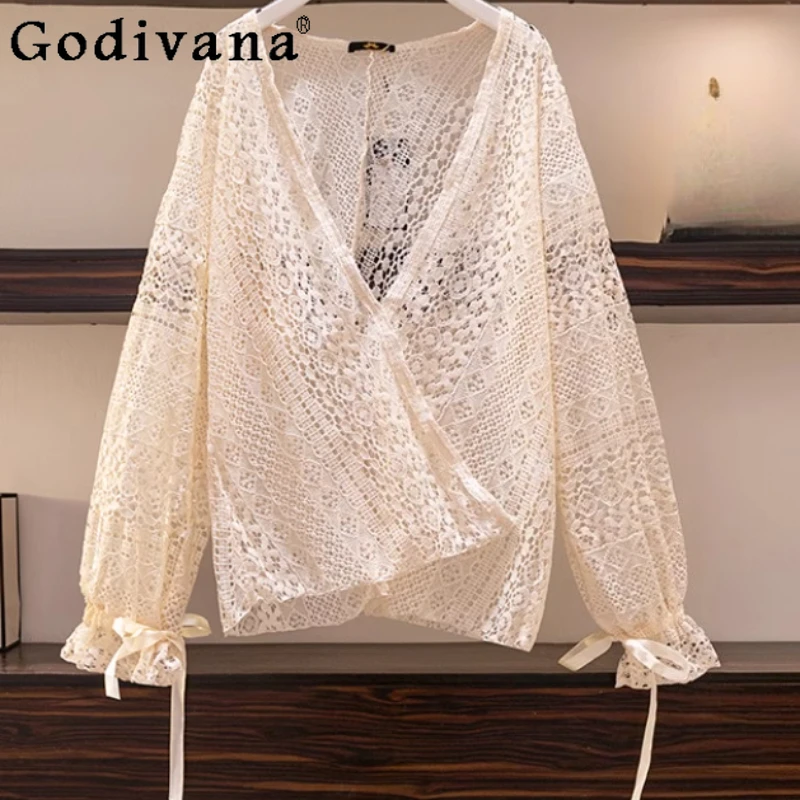 

Большой размер, женский весенне-летний тонкий сексуальный полый модный кружевной кардиган, корейский универсальный возрастной топ на шнуровке с v-образным вырезом для отдыха