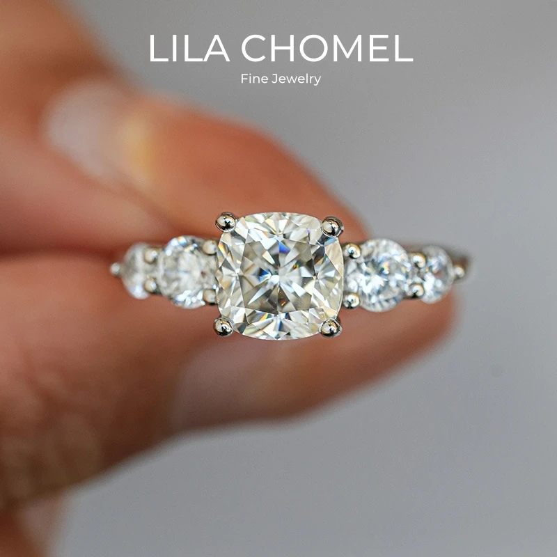Wife Valentine's Day 18K White Gold Women Birthday Rings 2CT Moissanite Diamond Girl Friend Christmas Gift PT950 Wedding Band