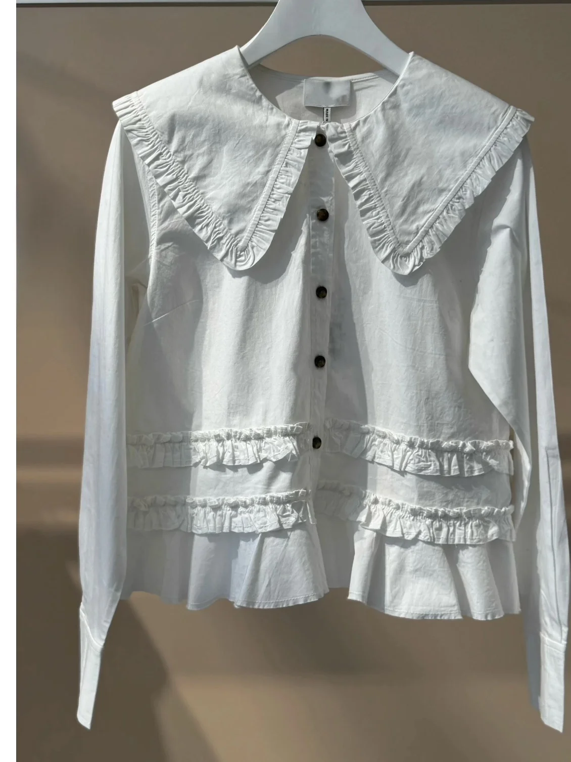 

Sweet Doll Collar Long Sleeve White Shirt HEIDD Spring 2026 Cotton Elegant Style Girl's Shirt Floral Lace Hemline Ladylike