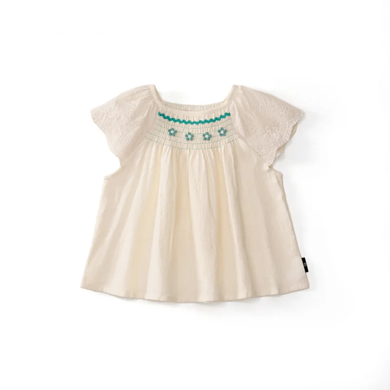 

MDDGirls' Flower Embroidered Shirt2025Summer New Short Sleeve Cotton Top with Lace Trim and Cropped Jeans